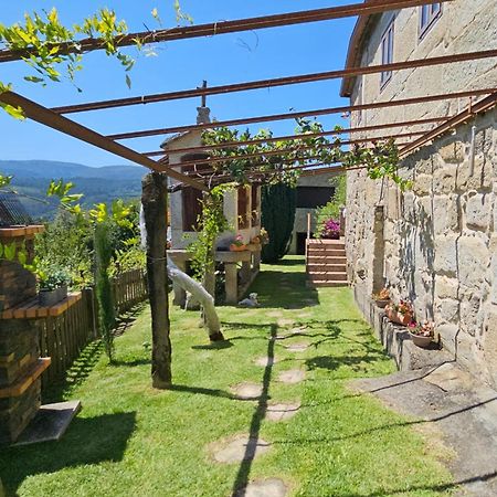 Casa Rural O Carballo Da Pedra La Caniza 外观 照片