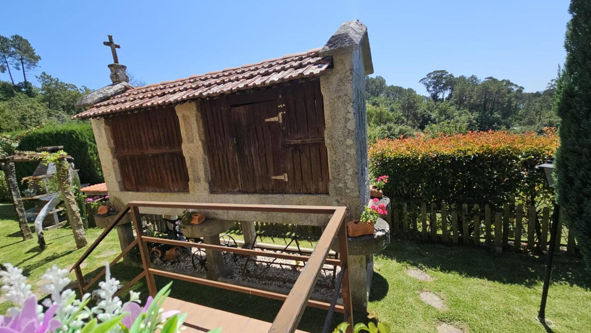 Casa Rural O Carballo Da Pedra La Caniza 外观 照片
